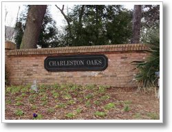 BLOG-CharlestonOaksEntranceSign02242010 [01]